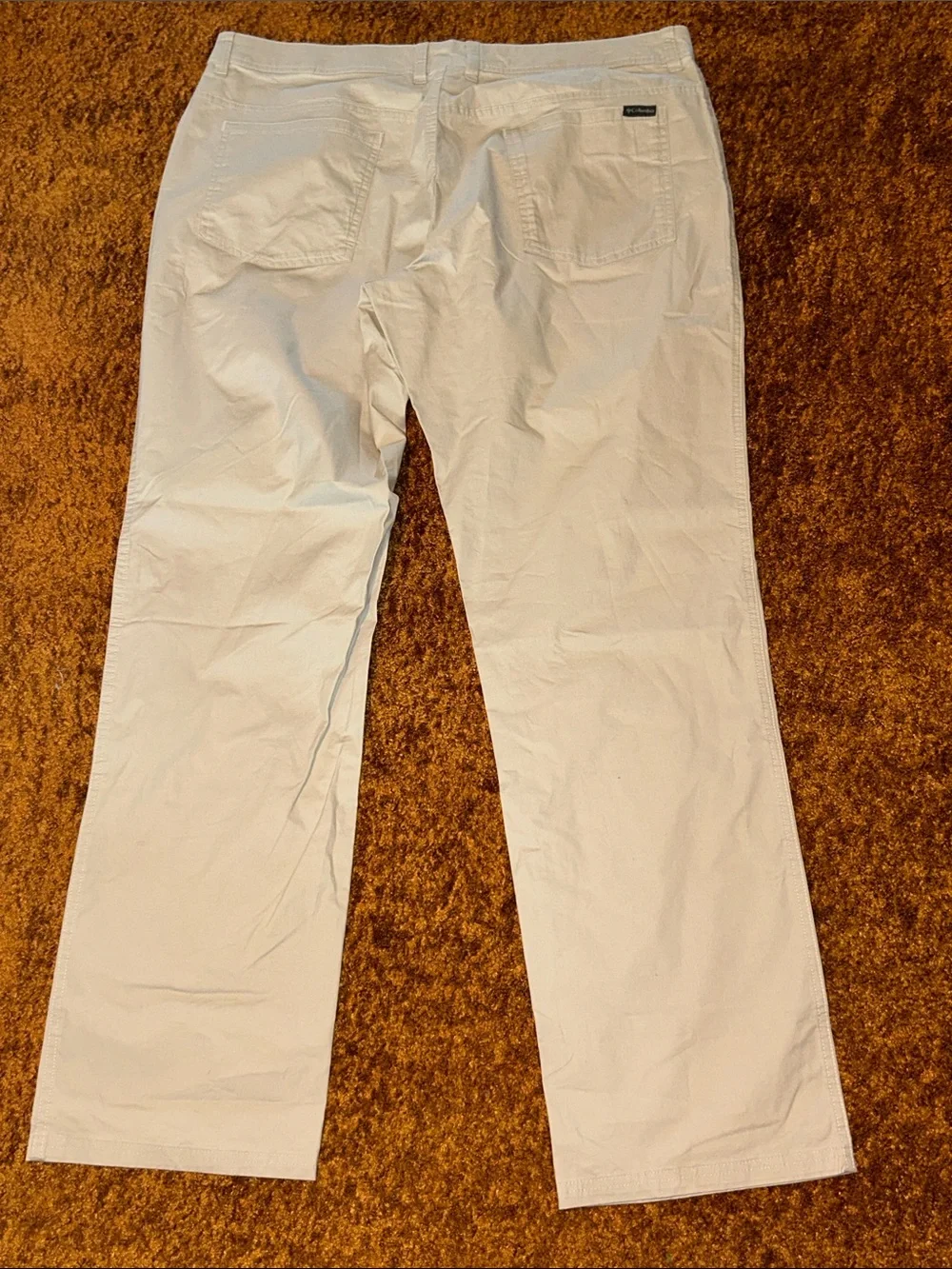 Columbia Men’s Off-White Straight-Leg Chinos